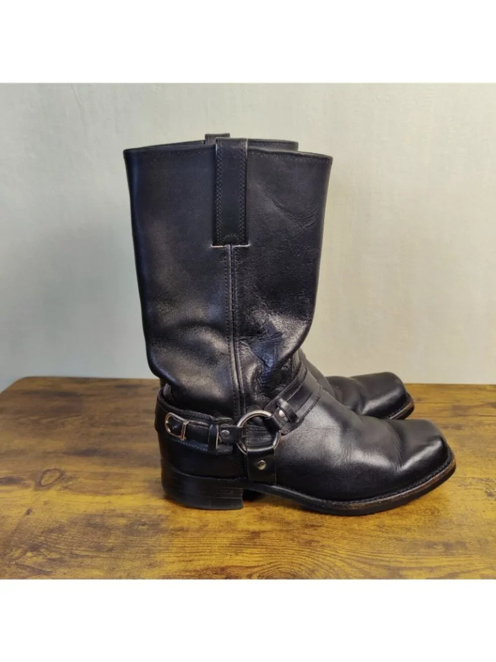 FRYE 10M Harness Boots Black Leather USA Biker MOTO Neoprene Oil Resistant